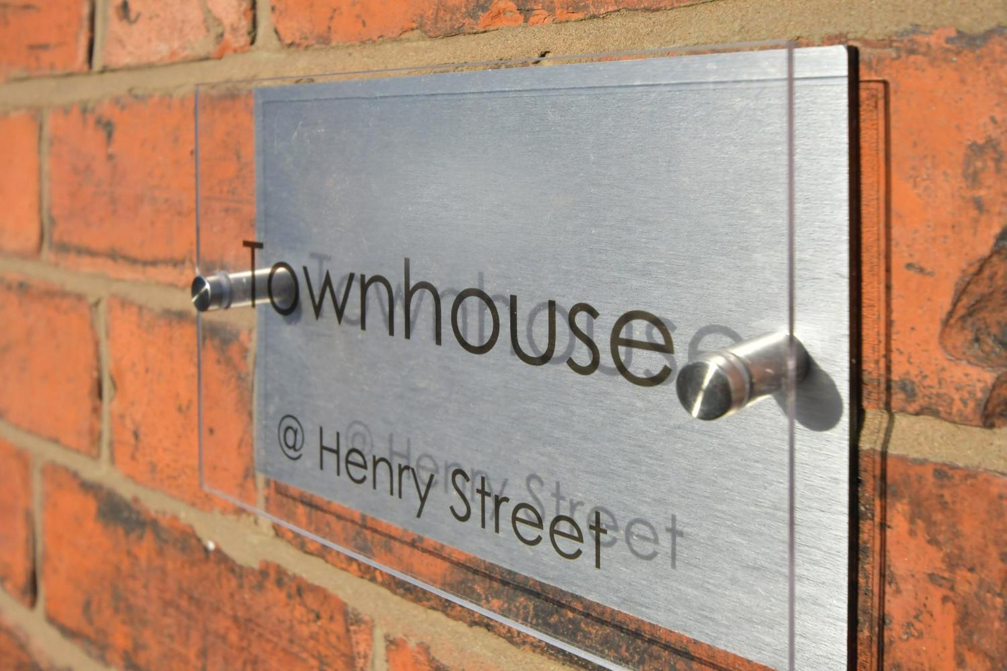 Townhouse @ Henry Street Crewe Hotel Eksteriør billede